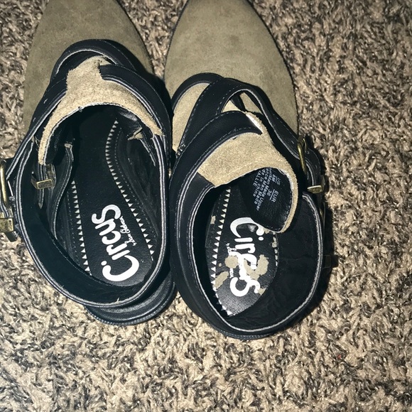 Circus Boots - Picture 4 of 8